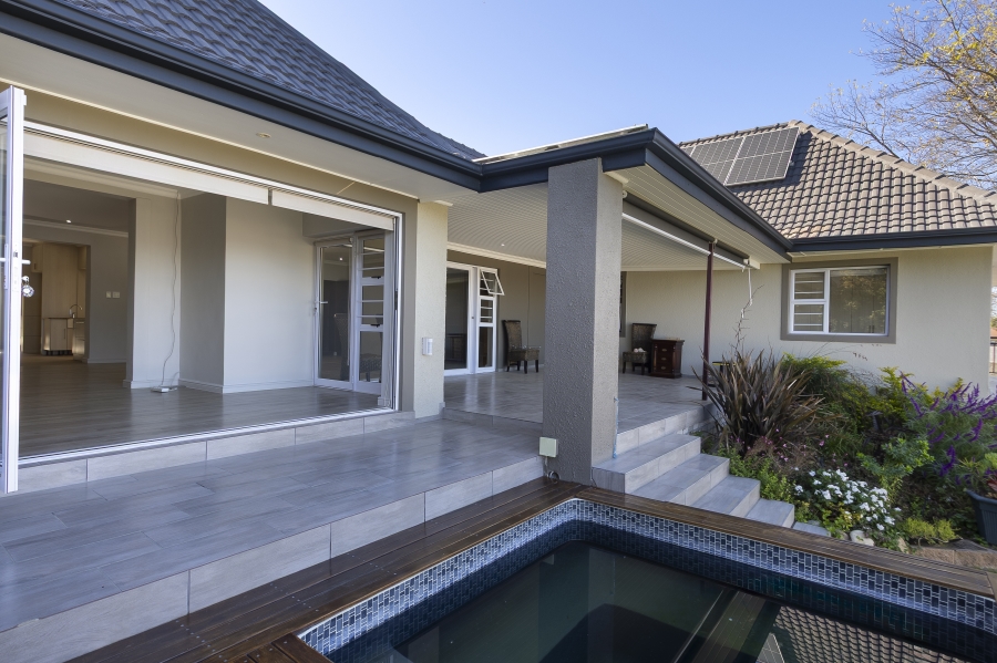 3 Bedroom Property for Sale in Helena Heights Western Cape